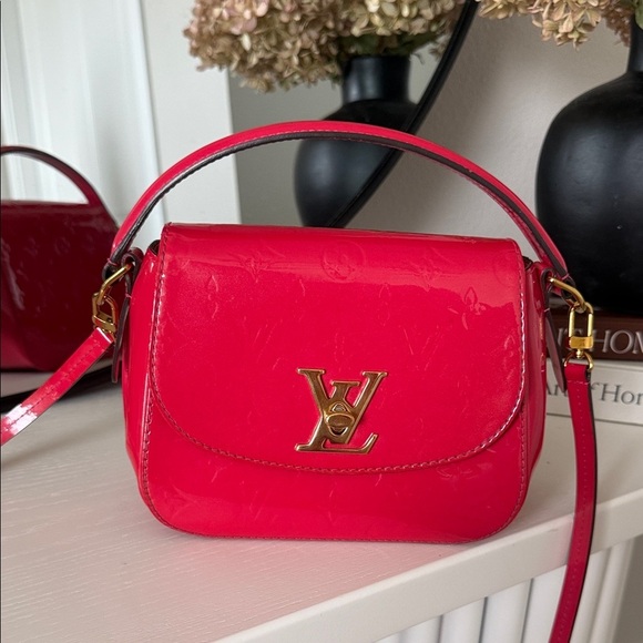 Louis Vuitton Handbags - Louis Vuitton Pasadena Handbag Red AUTHENTIC #SR2156
